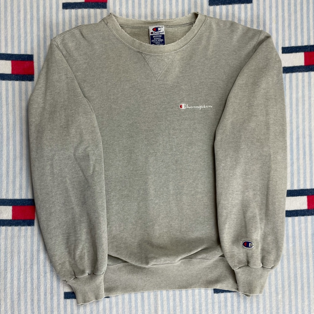 Vintage Distressed Champion Embroidered Spellout crewneck sweatshirt